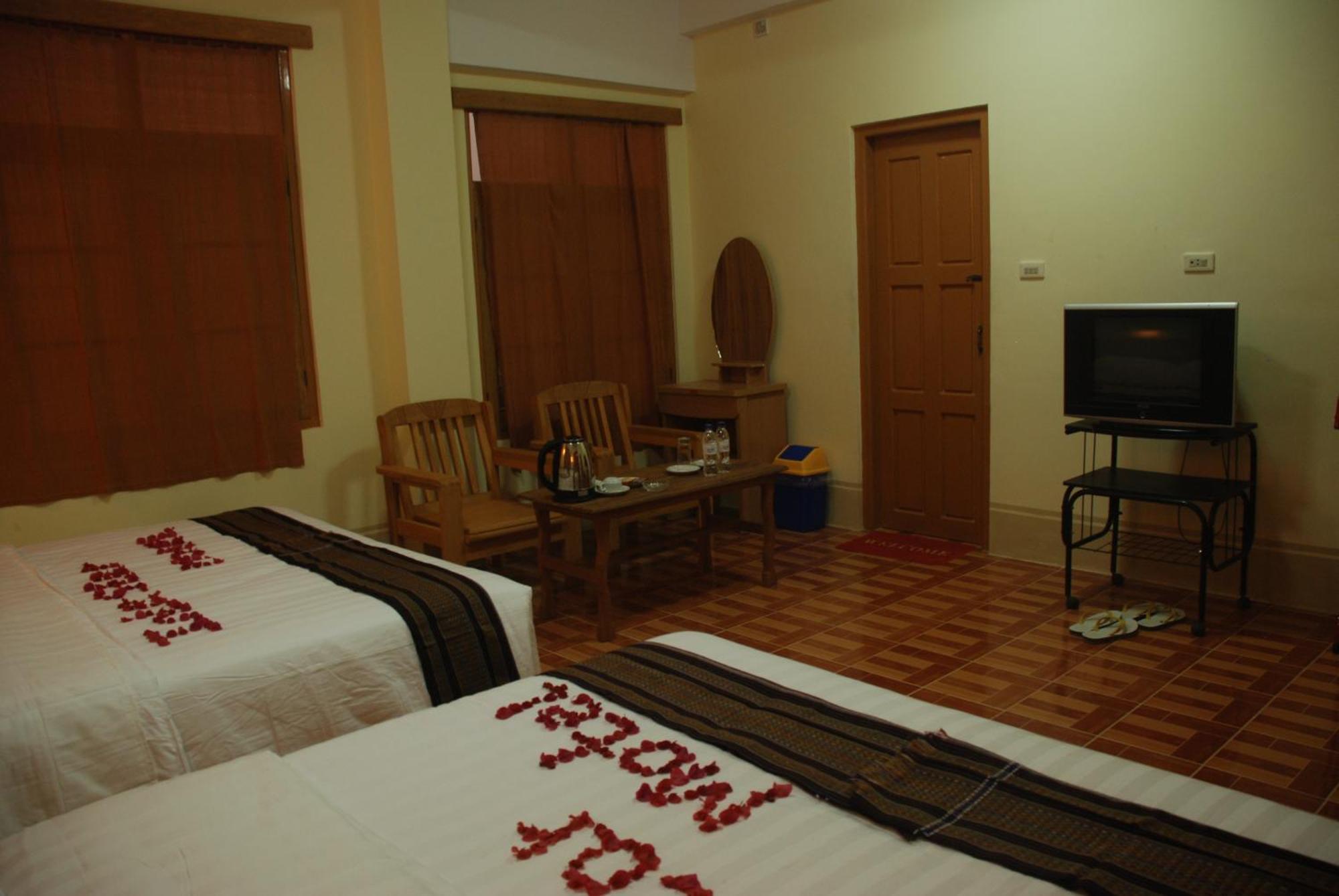 Inle Star Hotel Nyaung Shwe Rom bilde
